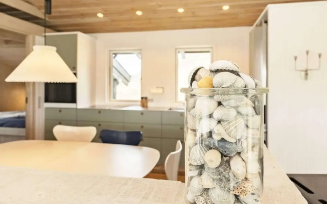 8 Person Holiday Home in Pandrup-by Traum