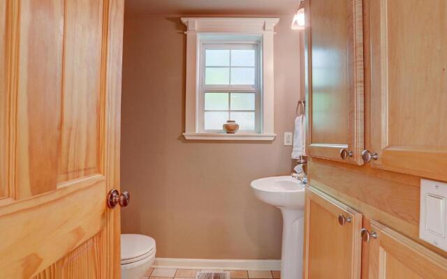 Westside Walkable-AC-3BR/2.5BA