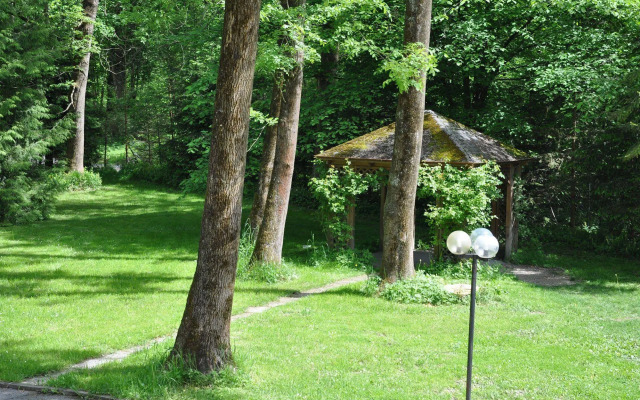 Eduard-Heinrich-Haus - Hostel