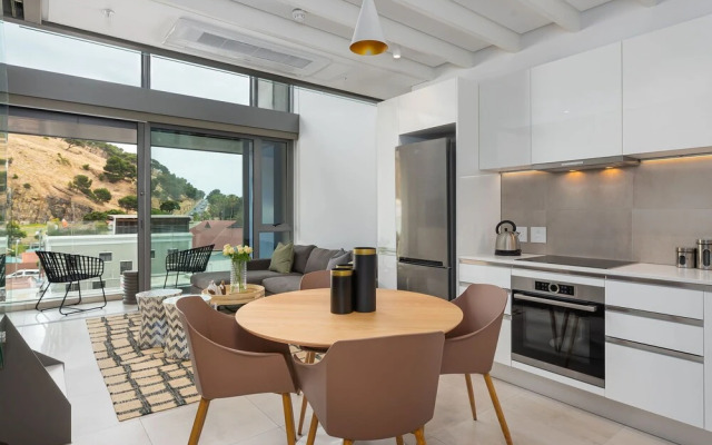 117 on Strand Luxury Apartments