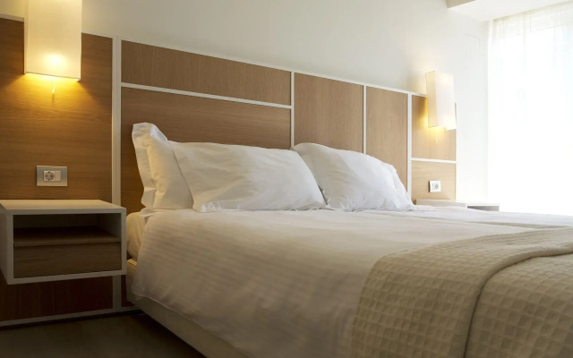 St. George Lycabettus Lifestyle Hotel