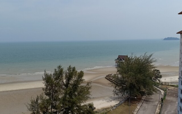 Sunshine Bay Resort