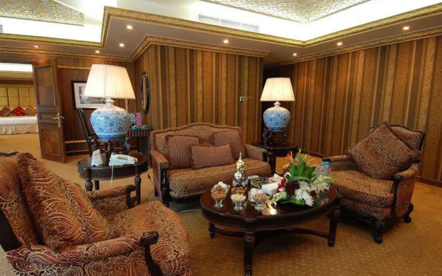 Maden Hotel