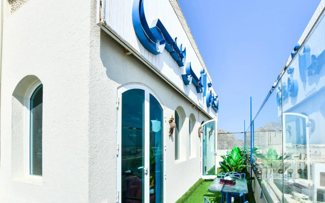Marina Hotel