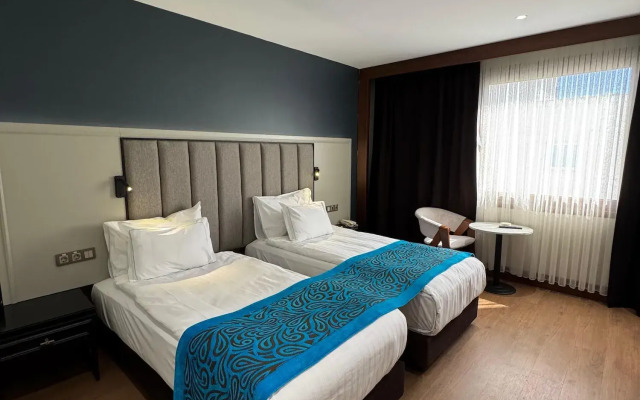 Teymur Continental Hotel