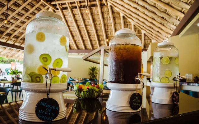 Binniguenda Huatulco & Beach Club