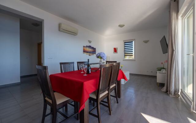 Apartments Ena