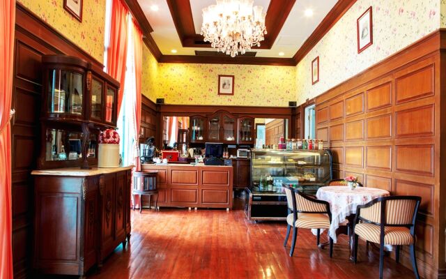 Chateau de Khaoyai Hotel & Resort