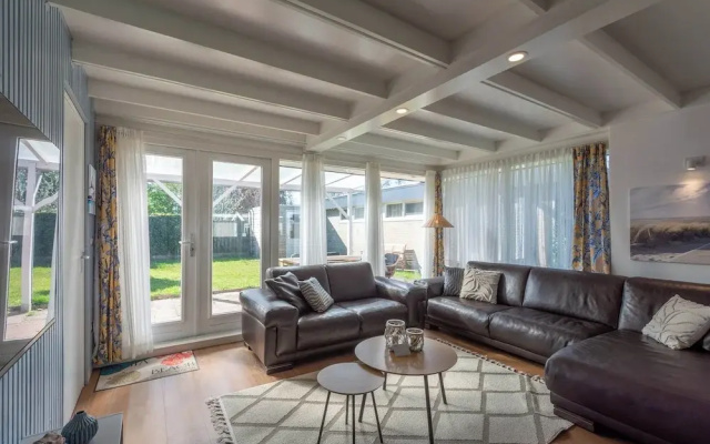 Modern Home Near Beach