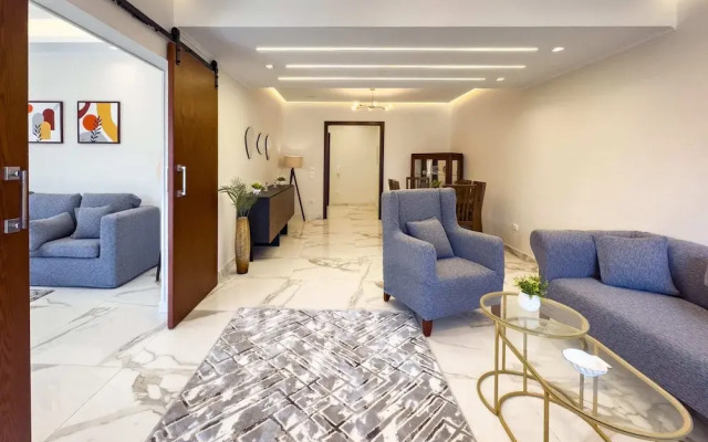 Xuru Stays I The 2bdr Emerald Pearl @ Heart of Heliopolis