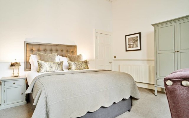 Luxury George Street Apartments: Edinburgh Suite