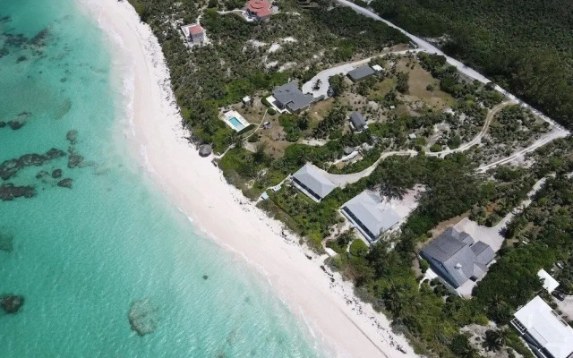 C Breeze 4 Bedroom Home