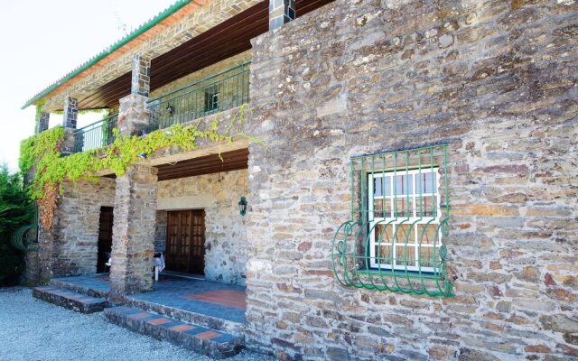 Villa With 3 Bedrooms in Lamego, With Wonderful Mountain View, Private