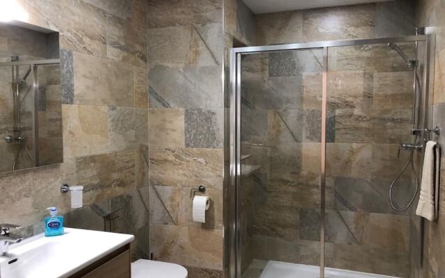 Sea View 2 Bed Apartment Close To Beach Hpi7738