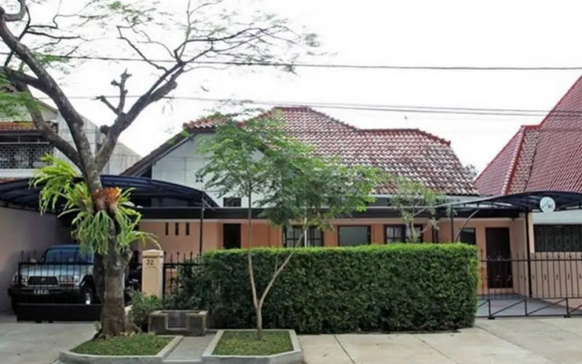 Rumah Resik Guest House