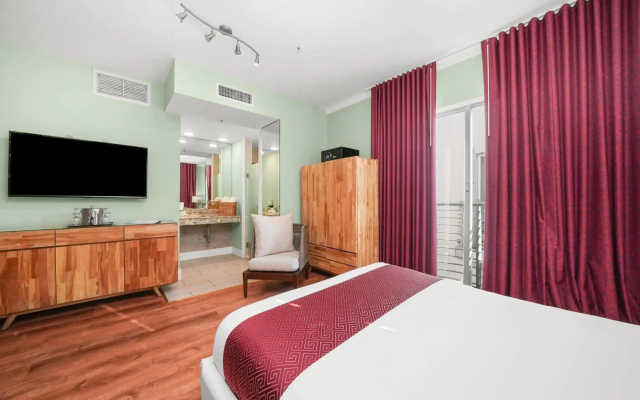 Catalina Hotel & Beach Club - Image 7