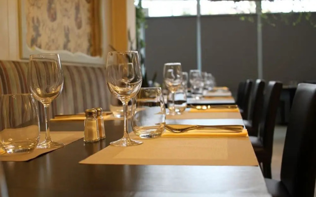 Au Bec Fin H?tel Restaurant