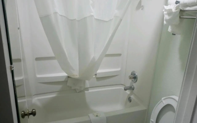 Quality Inn & Suites Covington