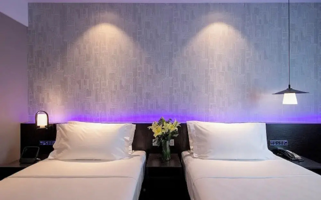 Jinglai ·Light Luxury (Shanghai Tianan 1000Trees Changshou Road Branch)