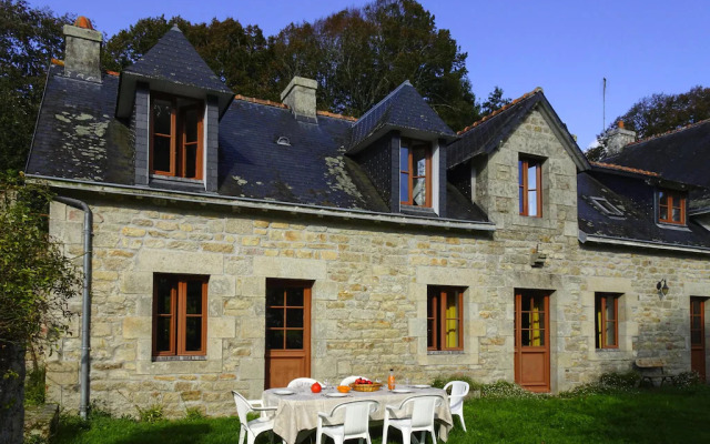 Apartment in Benodet Near Sandy Beaches