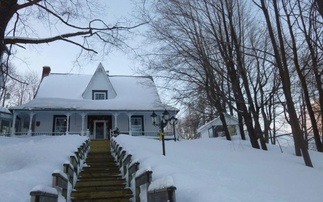 Auberge sous Les Arbres