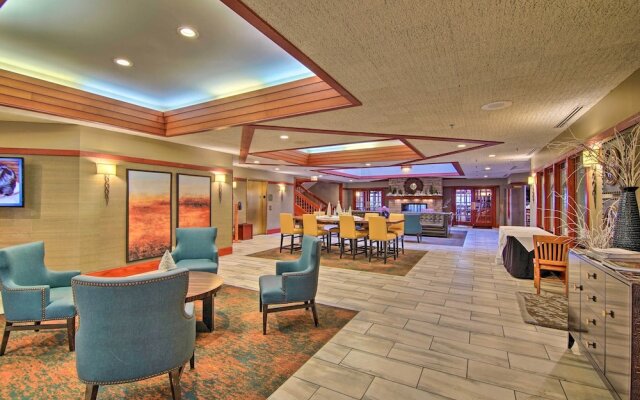 Updated Retreat w/ Golf Course & Wildlife Views!