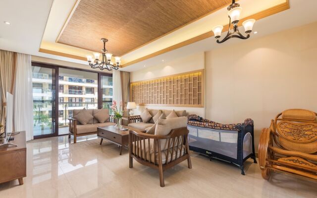Yalong Bay LanSeJiaRi Villa Aprtment