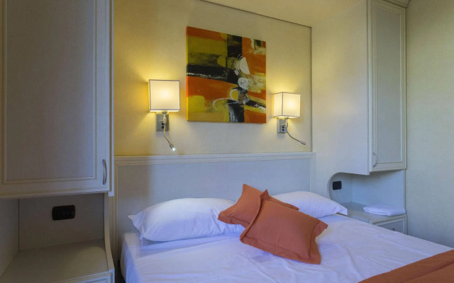 Borgo Castel Savelli