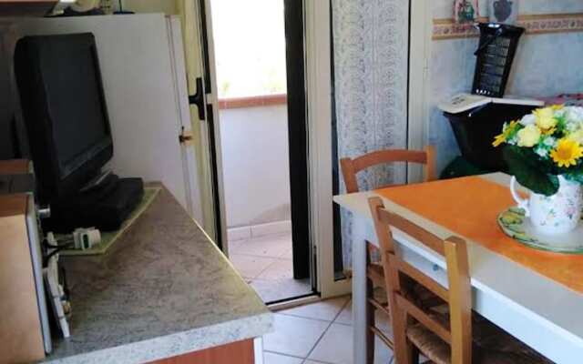 Apartment With 2 Bedrooms In Calasetta With Enclosed Garden