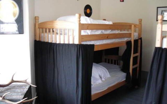 Artroch Hostel