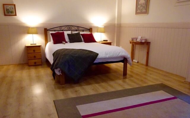 Lagoon Pocket Bed & Breakfast