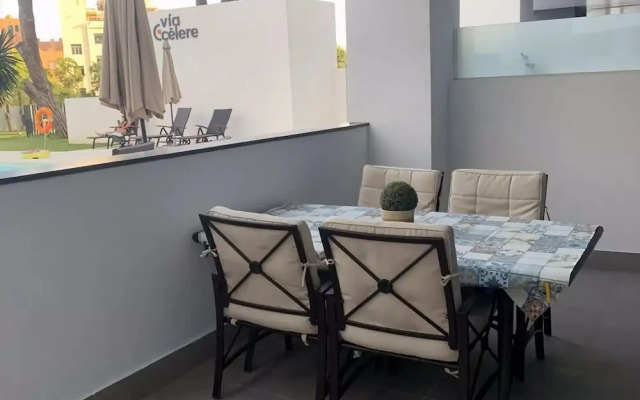 Belvilla by OYO Apartamento Port Avenue