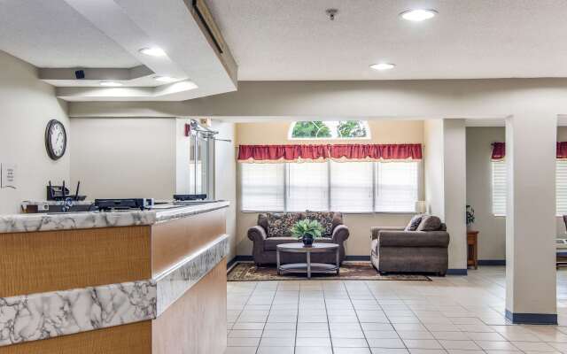 Quality Inn & Suites Grove City - Outlet Mall