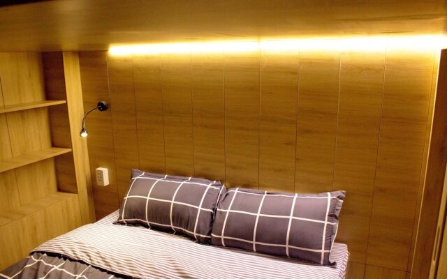 Mis Hostel