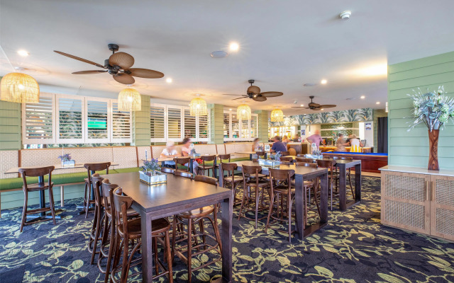 Nightcap at Commercial Hotel