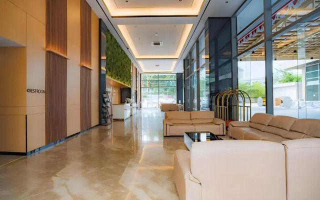 Harper Premier Nagoya Batam