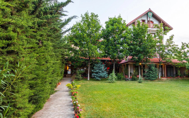 Семеен хотел Къща Тодорови