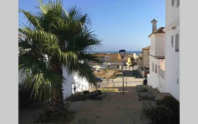Loft independiente a 150 mtrs de la playa+wifi
