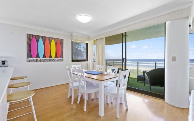 Premiere Apartments -HR Surfers Paradise