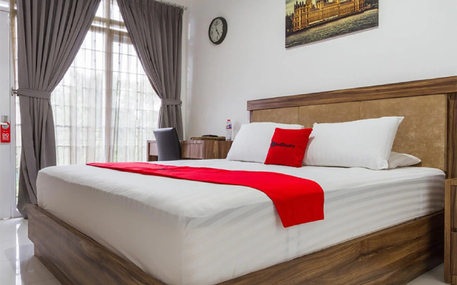 RedDoorz Plus near Sukajadi 2