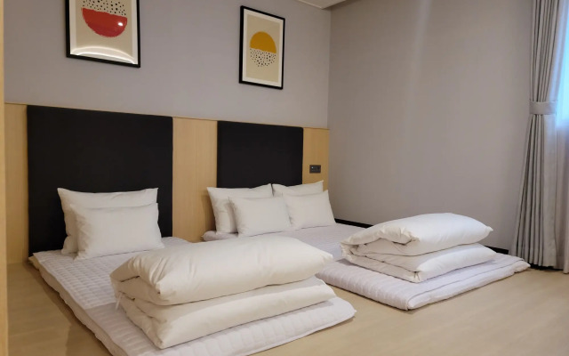 Hound Hotel Busan Station