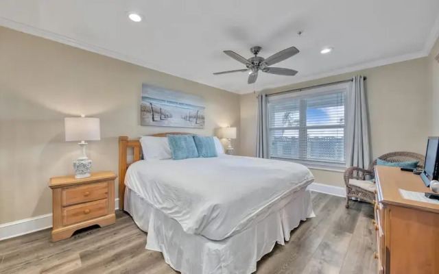 Crystal Dunes 405