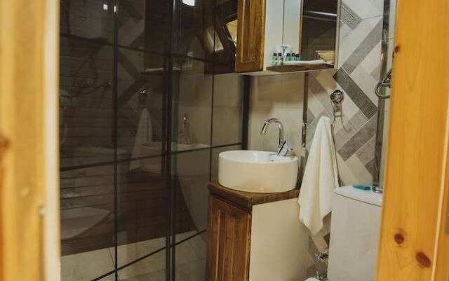 Sapanca Casamia Suit