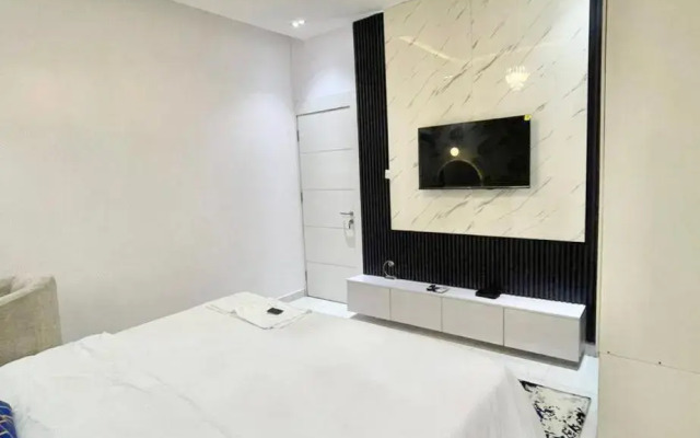 Luxury 2 bedroom apartment in Lekki
