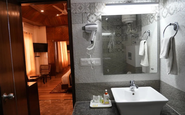 Hotel Dharamshala Paradise