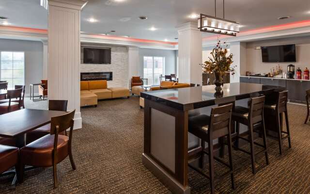 Best Western Plus Appleton Airport/Mall Hotel