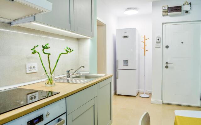 5 min to everything-Stylish-Modern-Old City Center