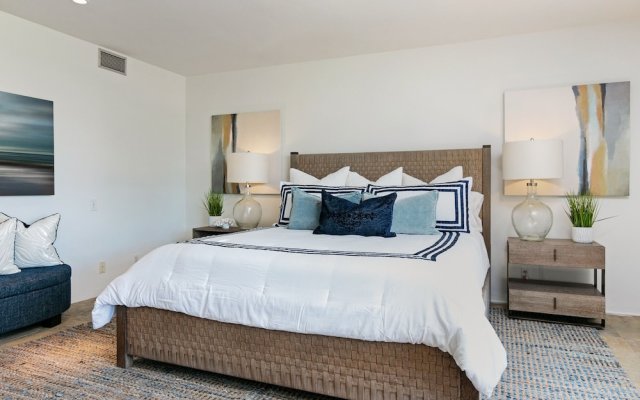 New Listing Palatial Beachfront W Casita 6 Bedroom Home