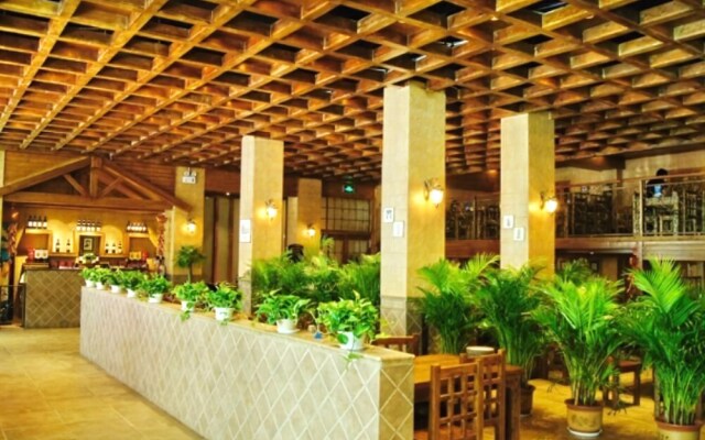 GreenTree Inn Luoyang Peony Square