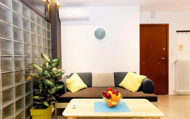2 bedroom design apartment in Athens center